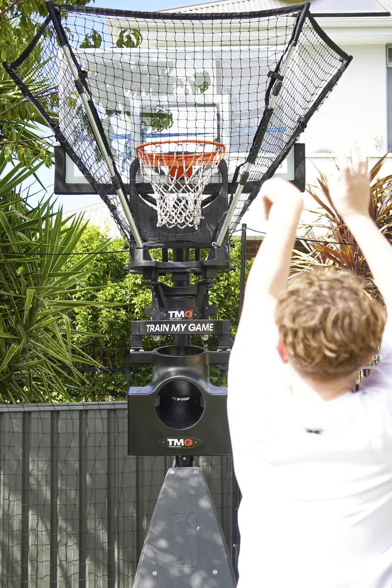 Wide catch net collecting shots on the TMG Assist